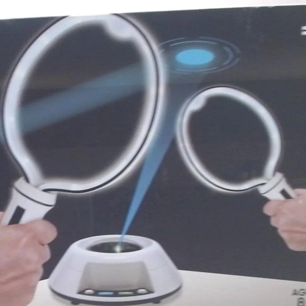 Sharper Image Space Pong‎ Interactive Light Projector Game 1–2 Player